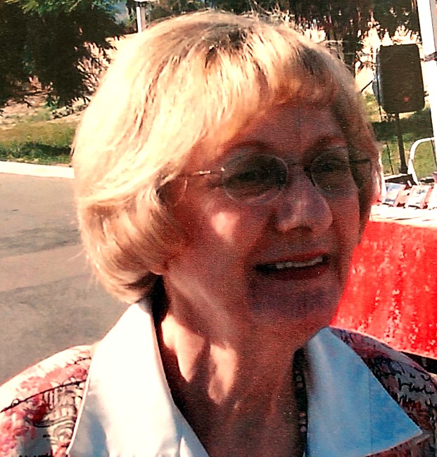 Obituary of Lois Rachel McNaughton