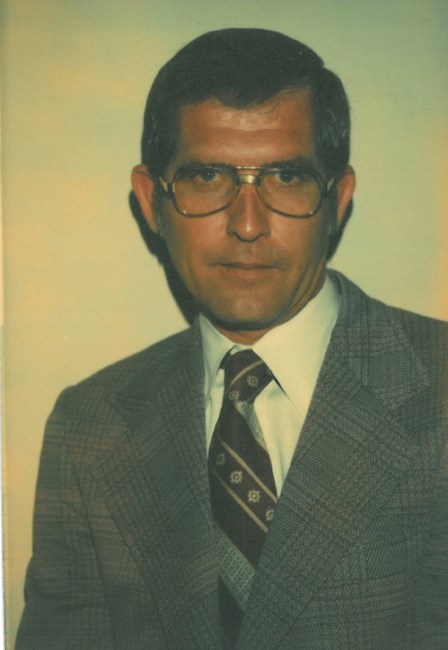 Obituario de Ernest Jack McCullough