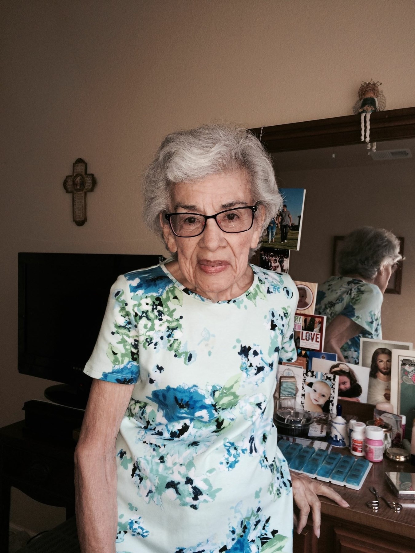 Obituary of Mary Luna