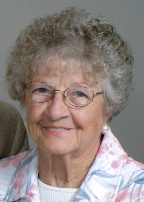 Obituary of Lucille Roberts Lawrence