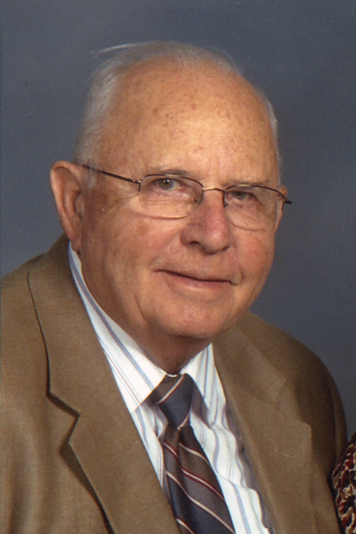 Obituary of Clifford Leon Smith