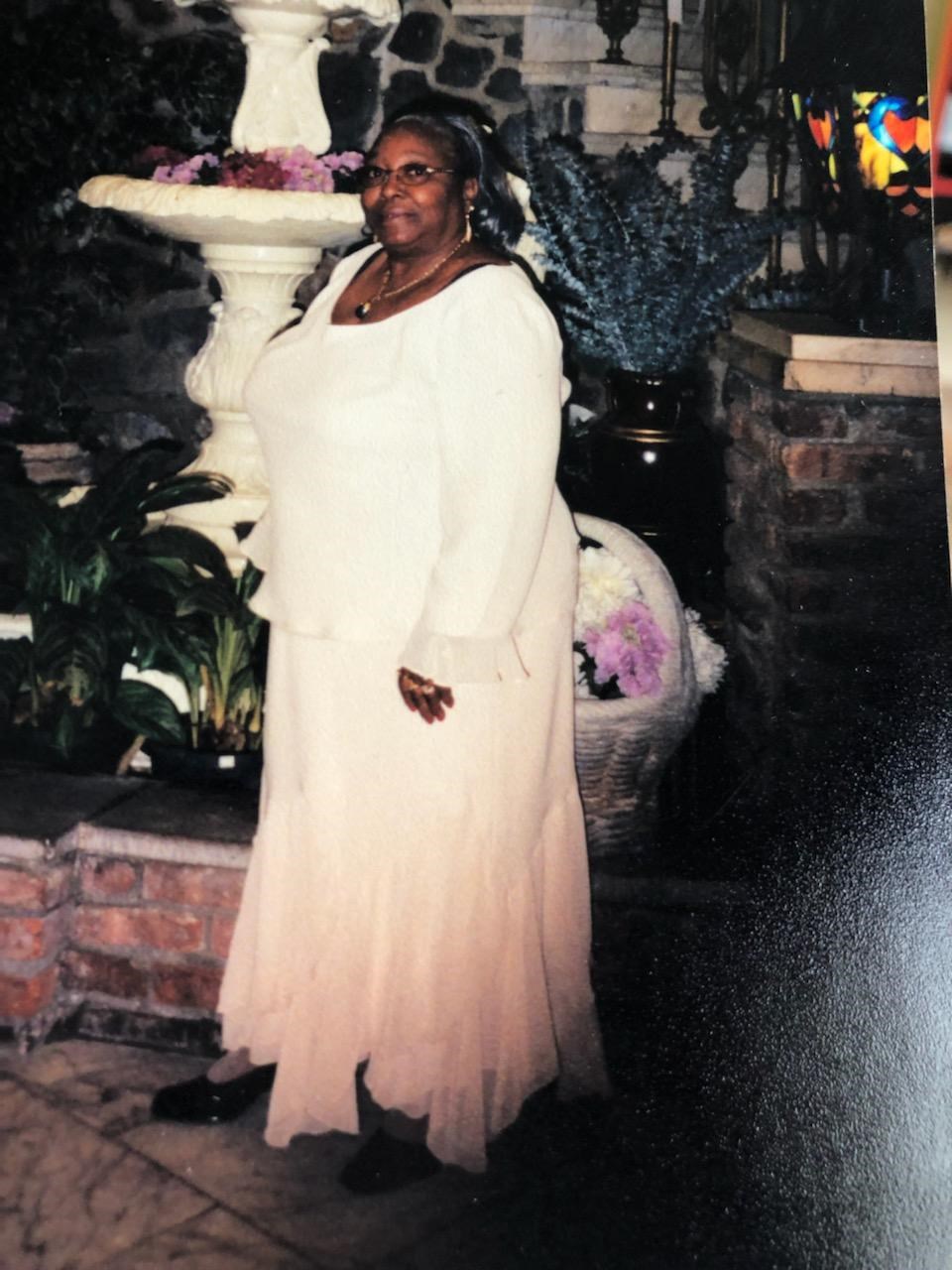 Obituary of Grace Magnolia Davis