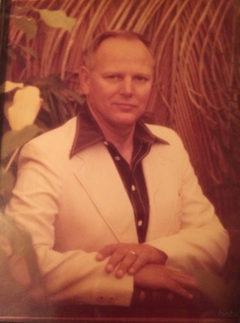 Obituary of Donald Fuchs