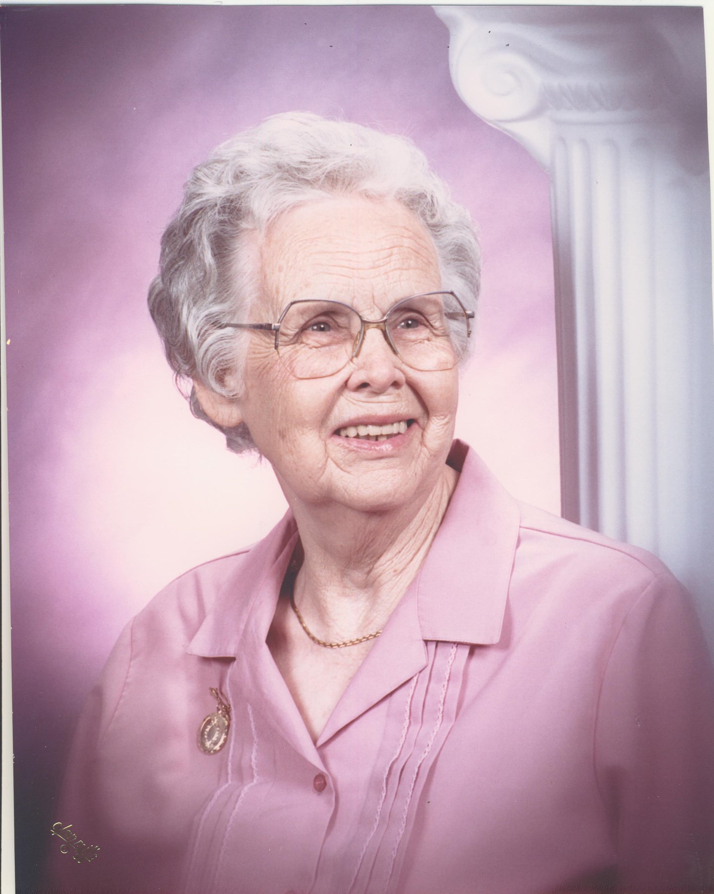 Obituary of Edna H Kassin