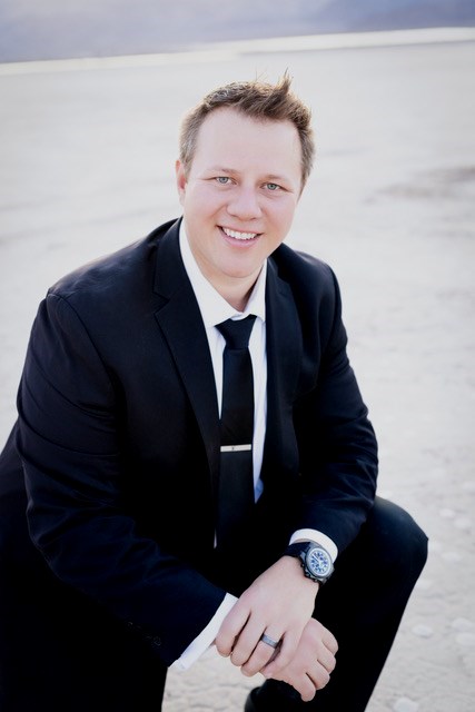 Obituary of Andrew Mark Van Diggelen