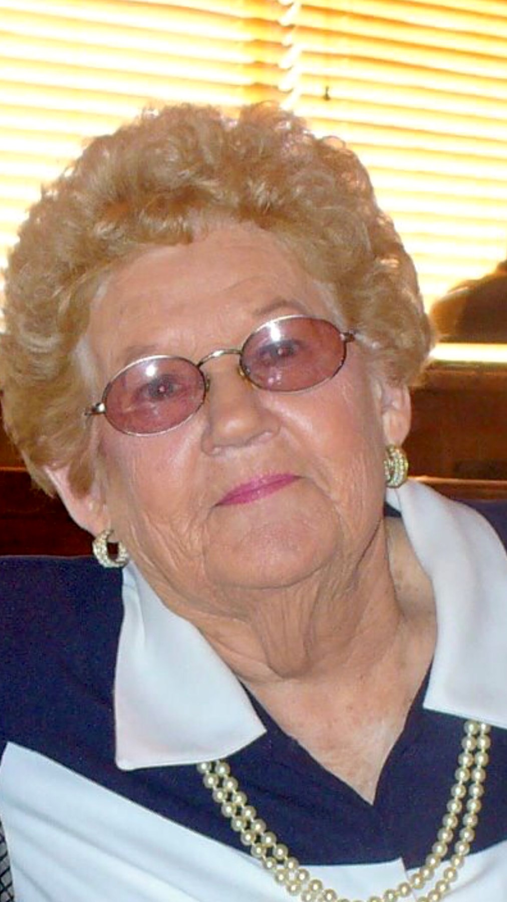 Obituario de Chesterlene Holt