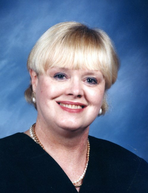 Obituary of Betty (Lowe) Momberg