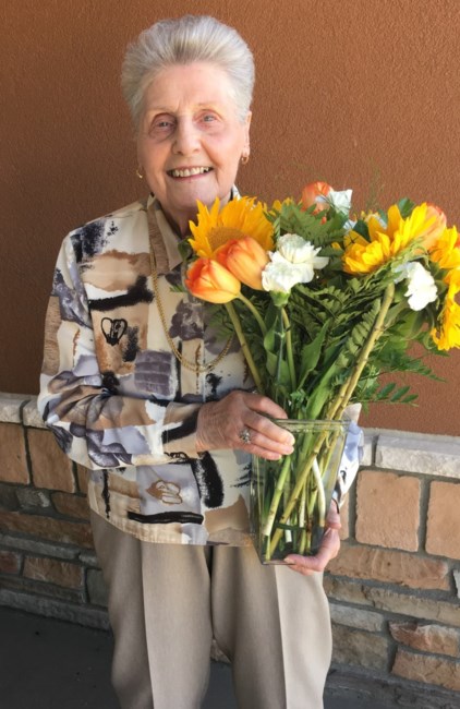 Obituario de Tessie Hartmann