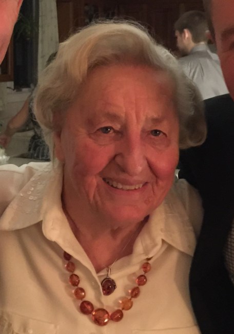 Obituary of Anneliese Schickedanz