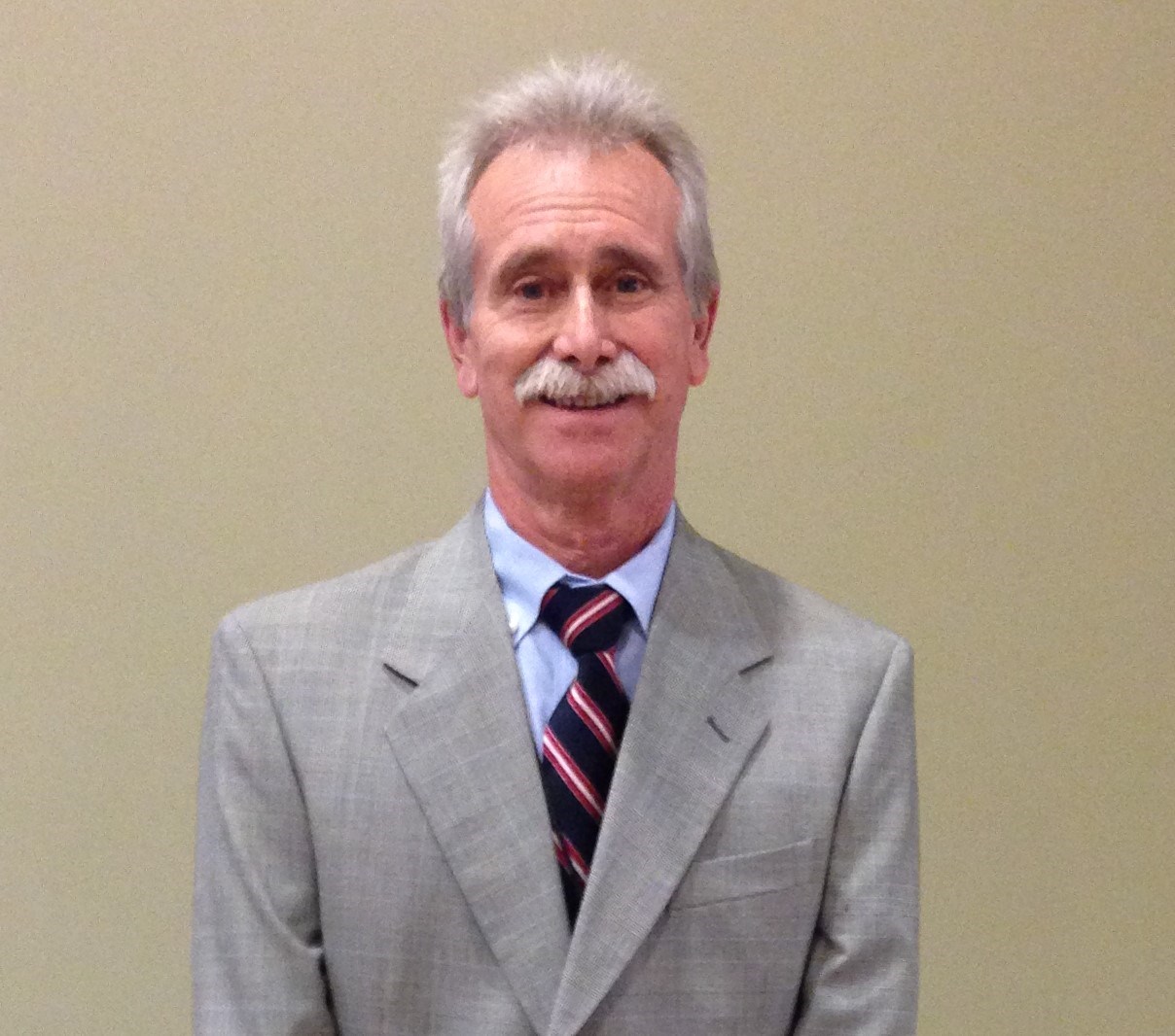 Richard Howell Obituario Williamsburg, VA