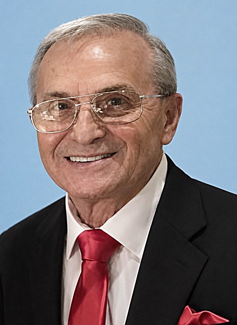 Obituary of Giuseppe De Robertis