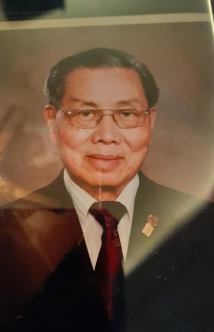 Obituary of King Yen Tom