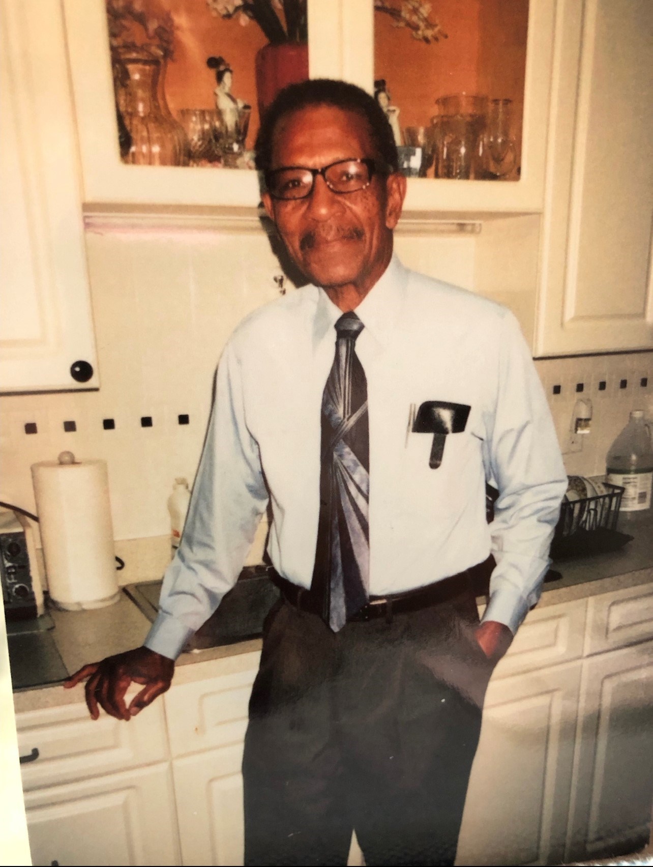 Obituary of Tom Thomas