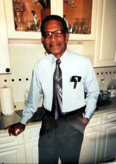 Obituary of Tom Thomas