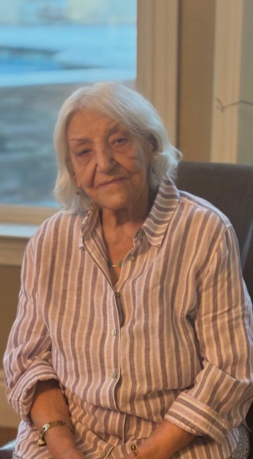 Obituary of Efat Olfati