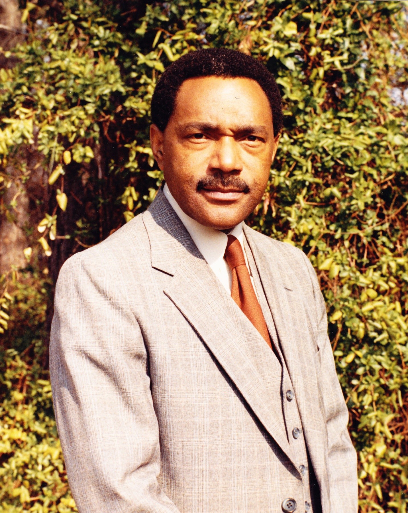 Vaughn Hilliard Wikipedia 45 - gp8jgb0