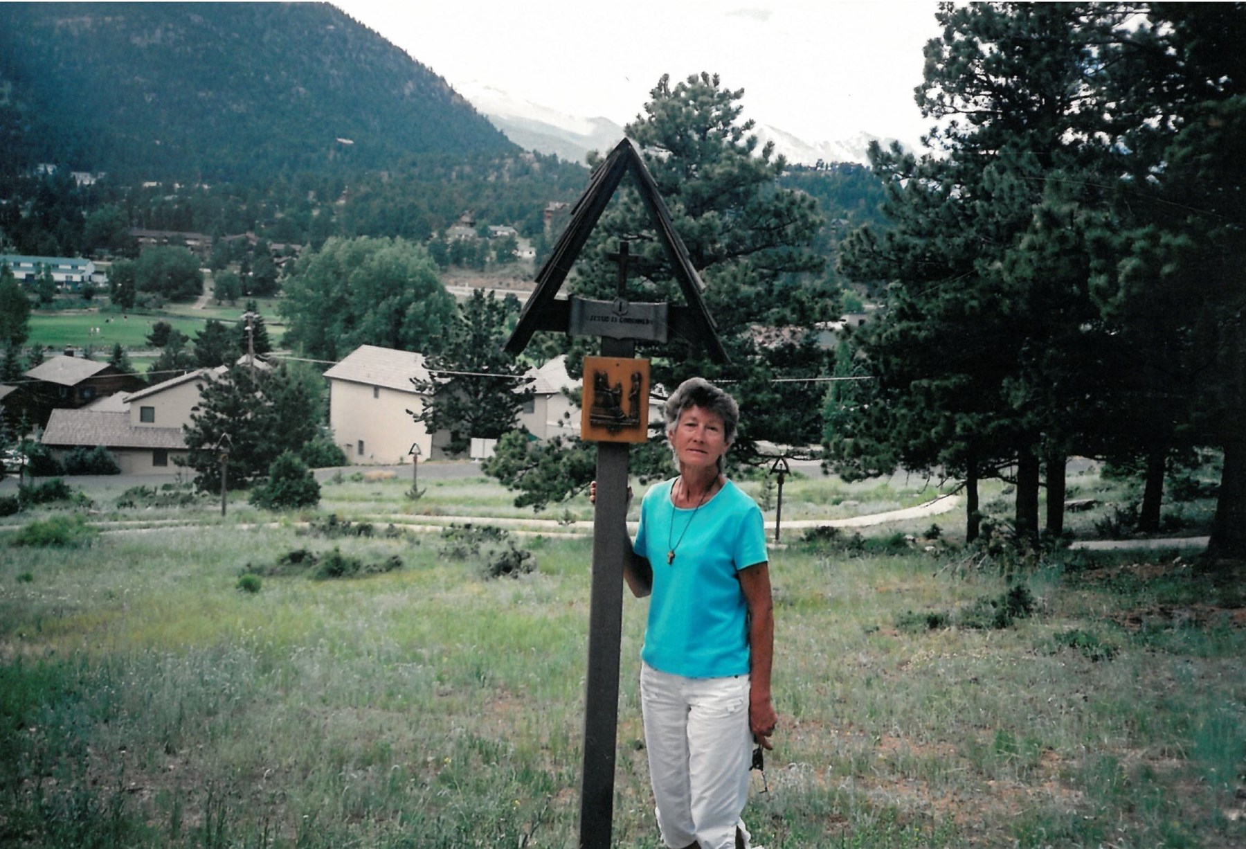 Obituary of DeNae Theresa Farney