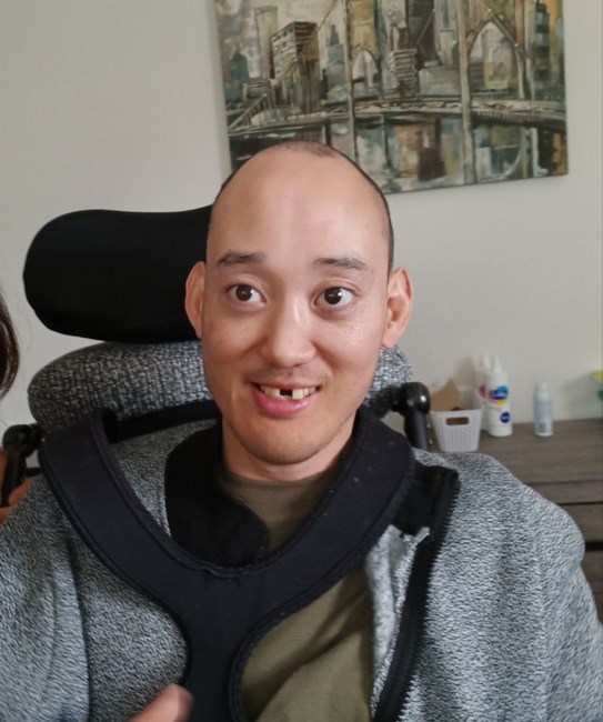 Obituary of Robert Hwang