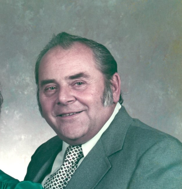 Obituary of Floyd Lobash