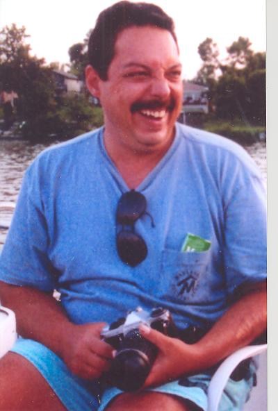 Avis de décès de Daniel Charles Salinas III