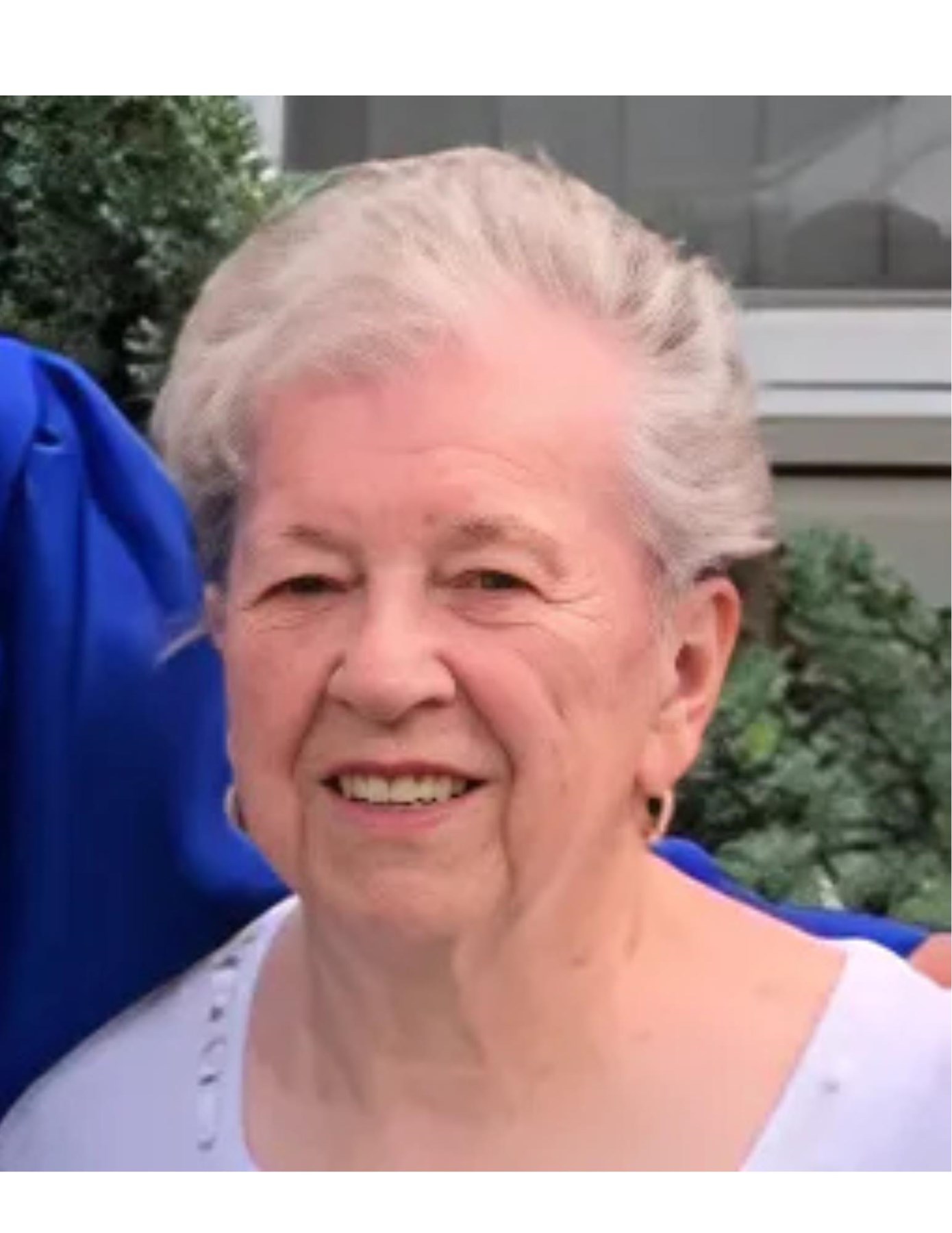 Obituario de Estelle M. Carnesi