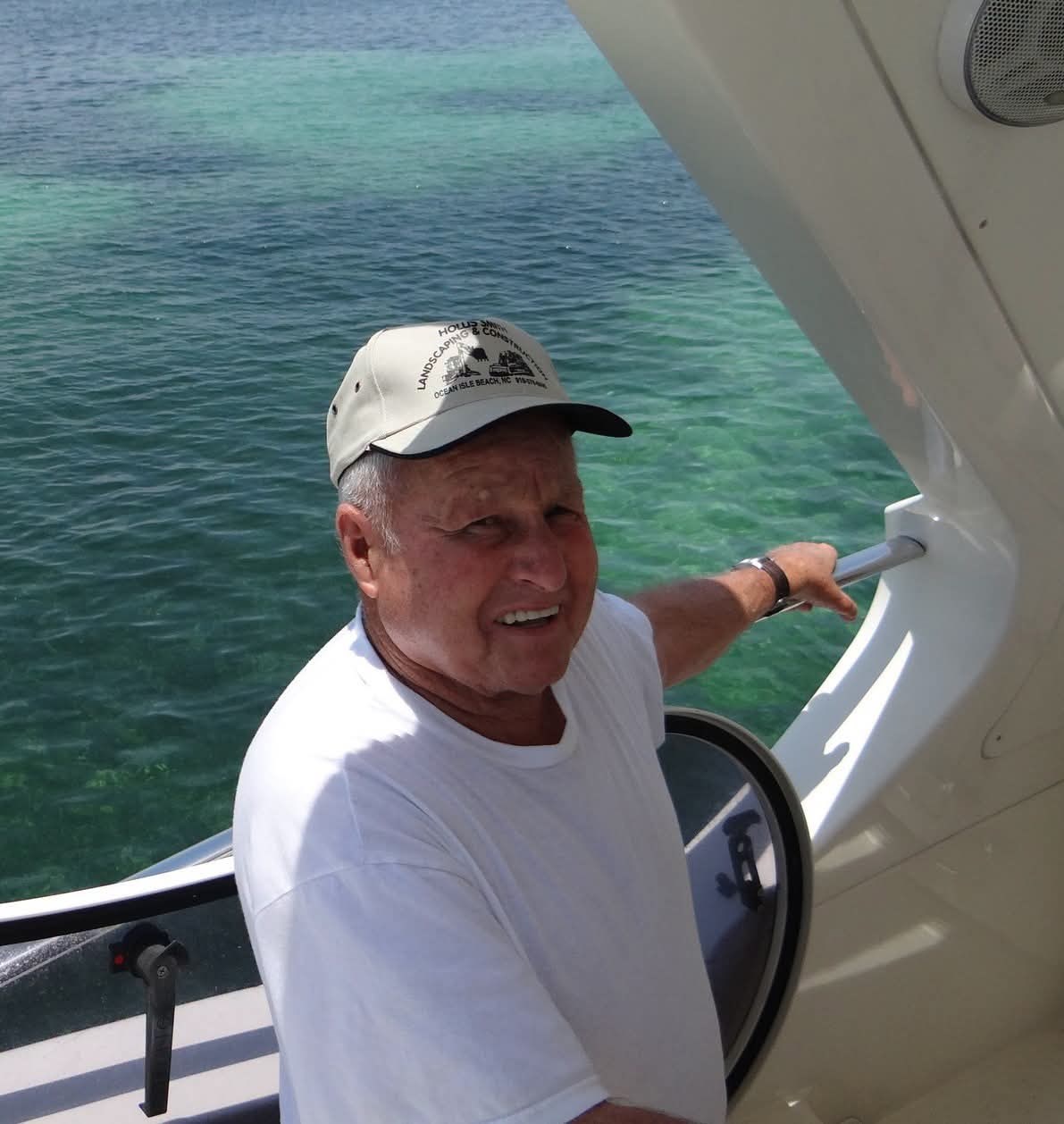 Obituary of Robert Earl "Hollis" Smith