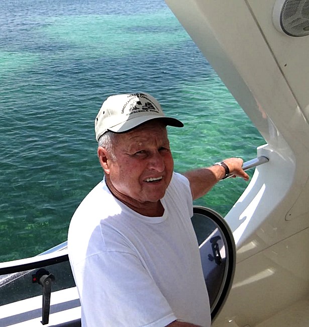 Obituary of Robert Earl "Hollis" Smith