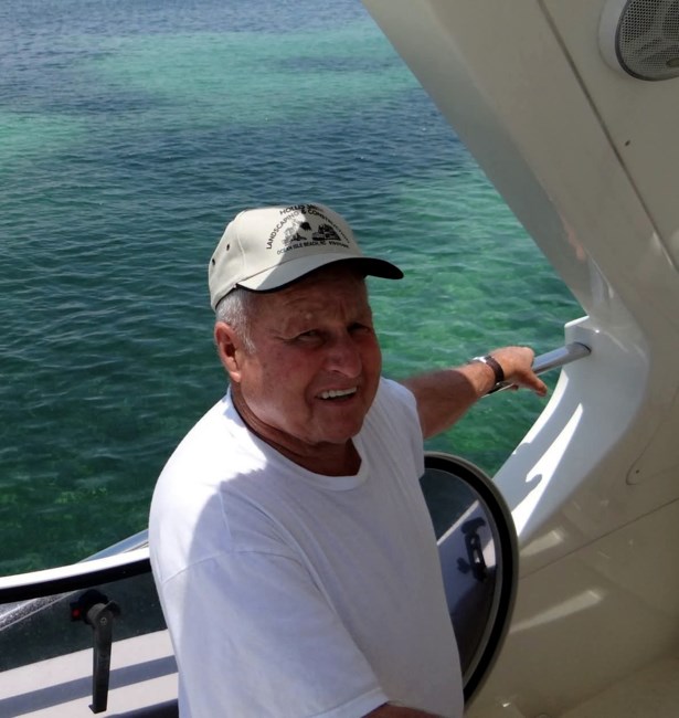 Obituary of Robert Earl "Hollis" Smith