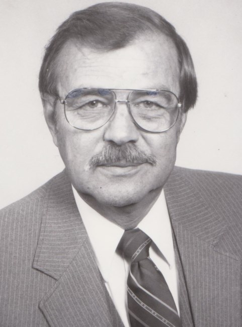 Obituario de George William Chesney