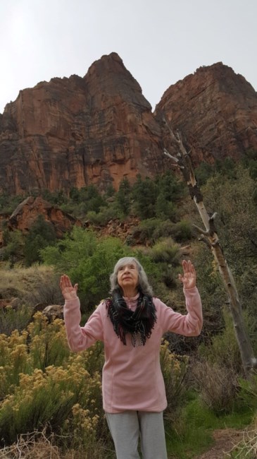 Obituary of Teresa Salgado de Ramos