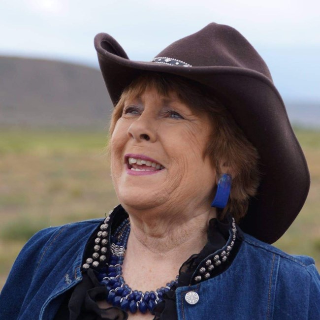 Obituario de Toni May Walton