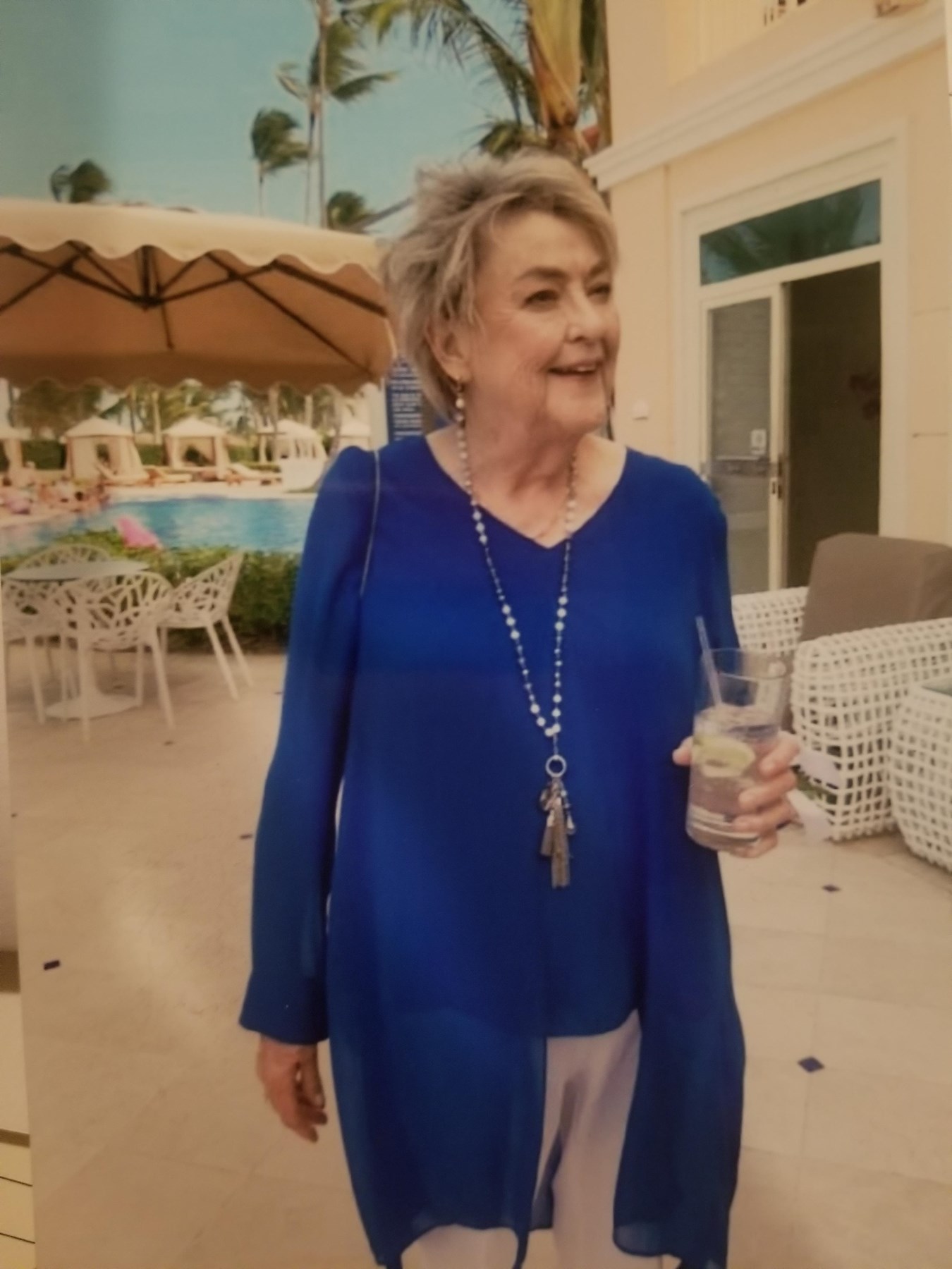 Obituary of Charleen Cecilia Phillips