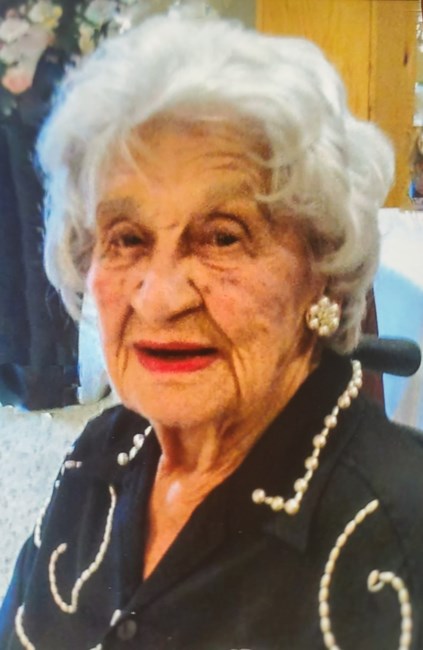 Obituary of Lucille Kimball Gordon