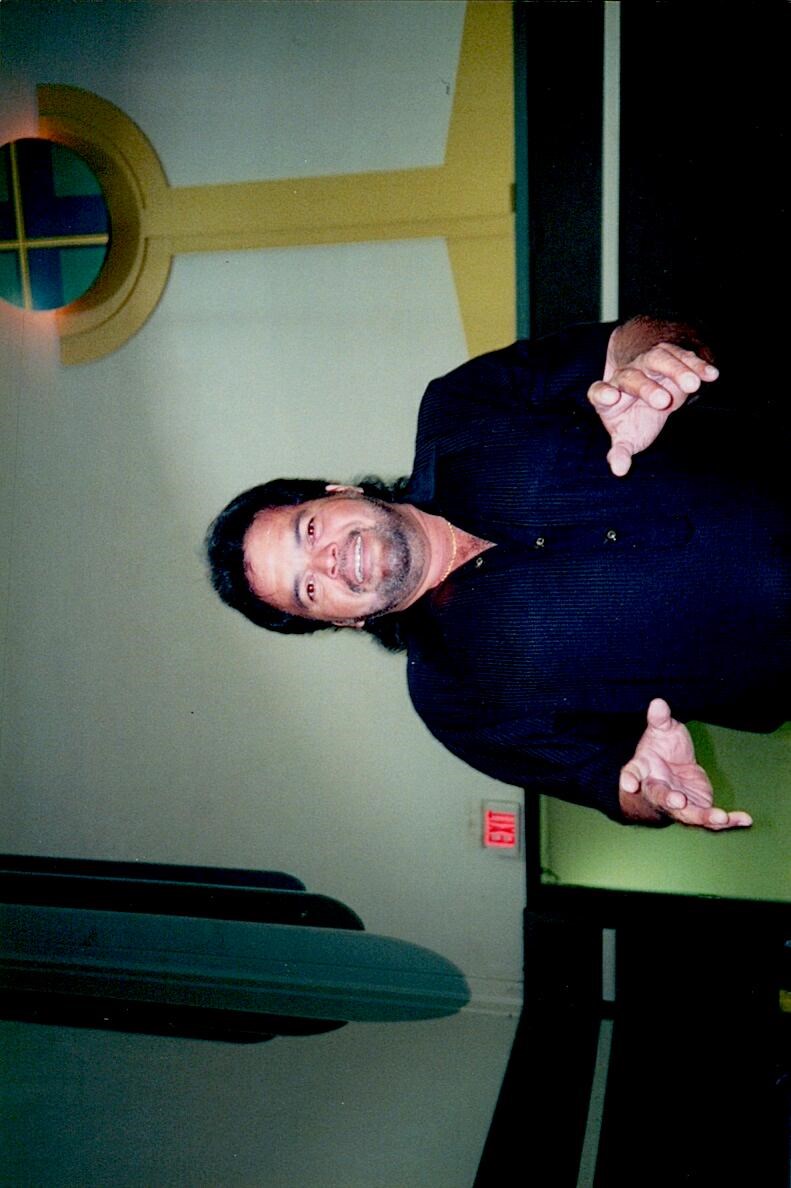 Obituario de Joe Elizondo