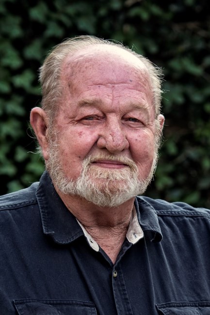 Obituary of Cecil Ray MacCracken