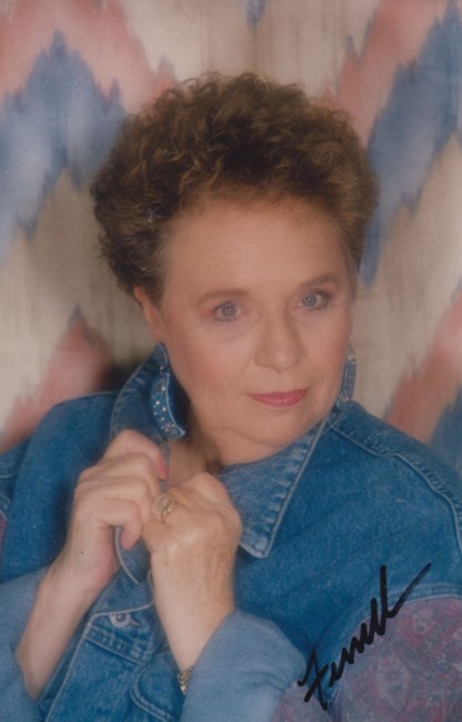 Obituary of Vivian Charlotte Bell