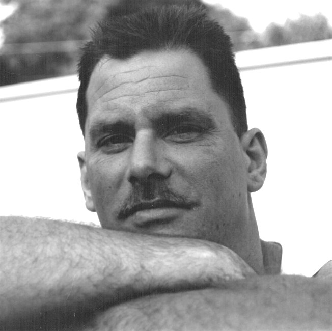 Obituary of Robert Moe