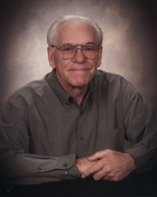 Obituary of Manuel Mag, Papa Robert Williams