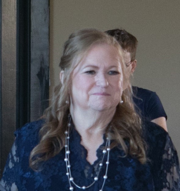 Obituary of Linda Patricia Geiling Troxclair