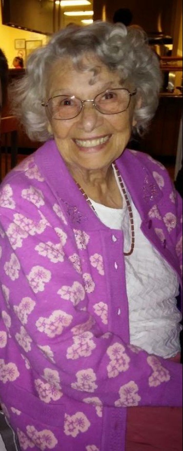 Obituary of Evelyn Roit