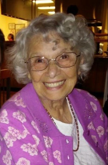 Obituary of Evelyn Roit