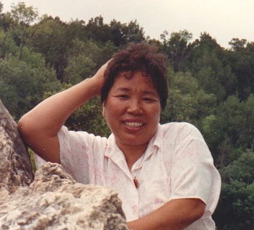 Obituary of Chong Ok Shin Yi