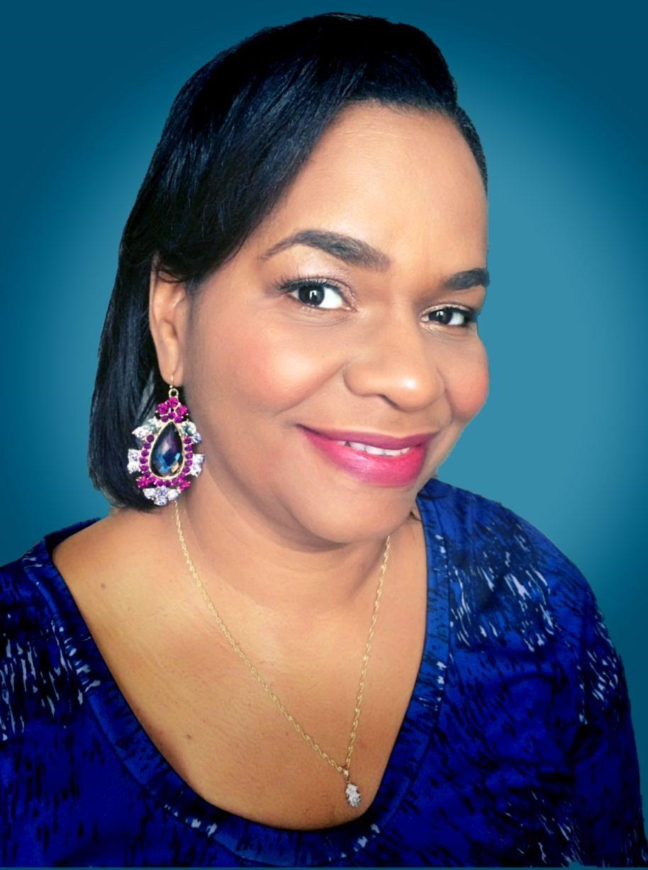 Obituary of Hopie Cynthia DeLeon