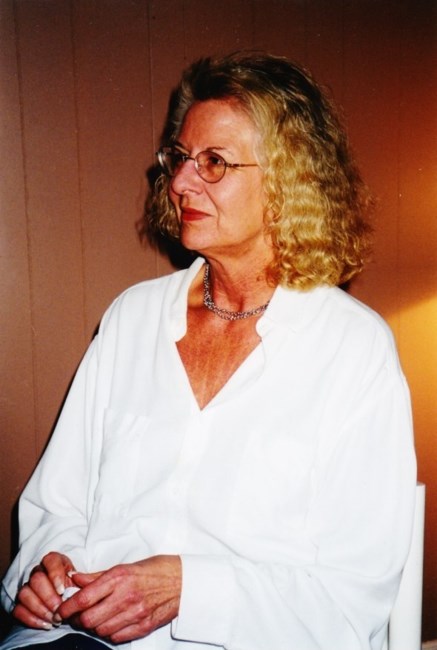 Obituary of Marilyn Louise Hamerlynck