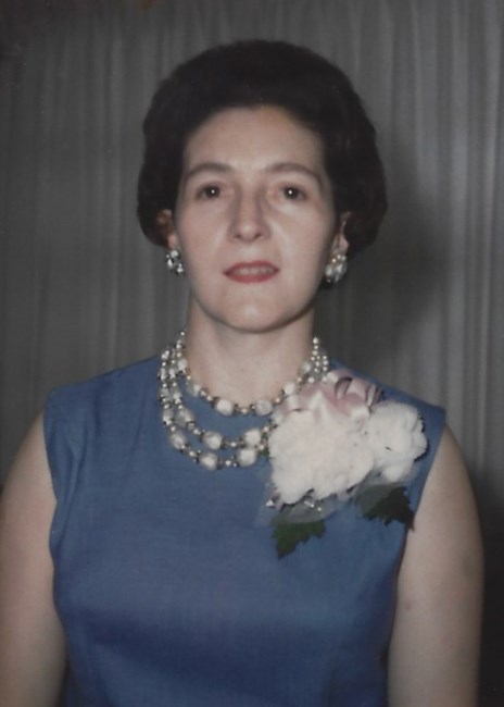  Obituario de Ernestine M. Medja