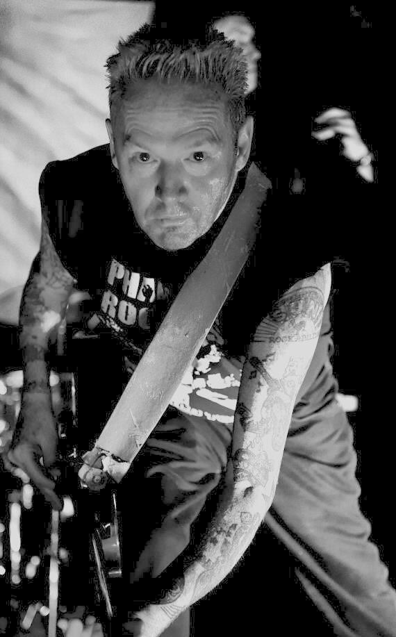 Obituary of Mike Dennis aka Mick Tupelo