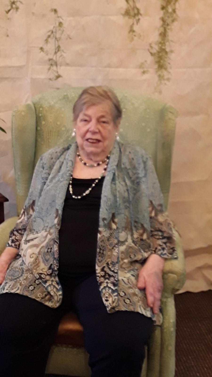 Obituary of Evelyn Donahue