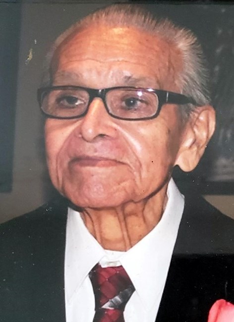 Obituary of Roberto P. Quezada