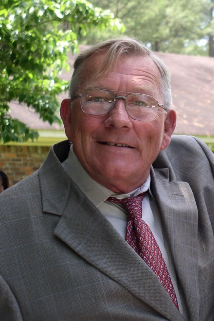 Obituary of William Dale Holcomb