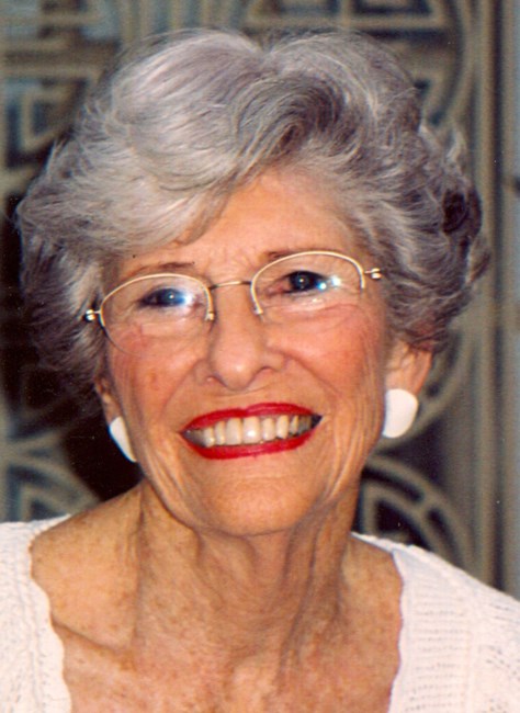 Obituario de Mary Carolyn Howe Jones